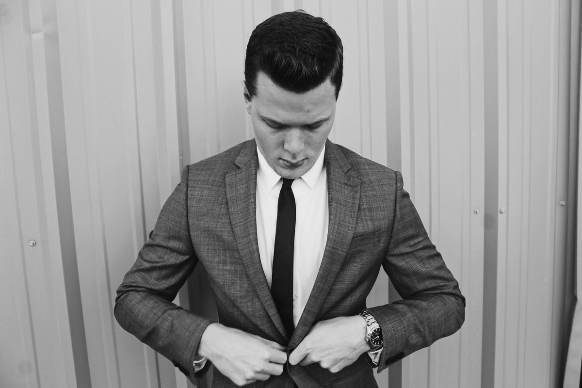 Tipos de trajes para hombre (básicos) Havoc