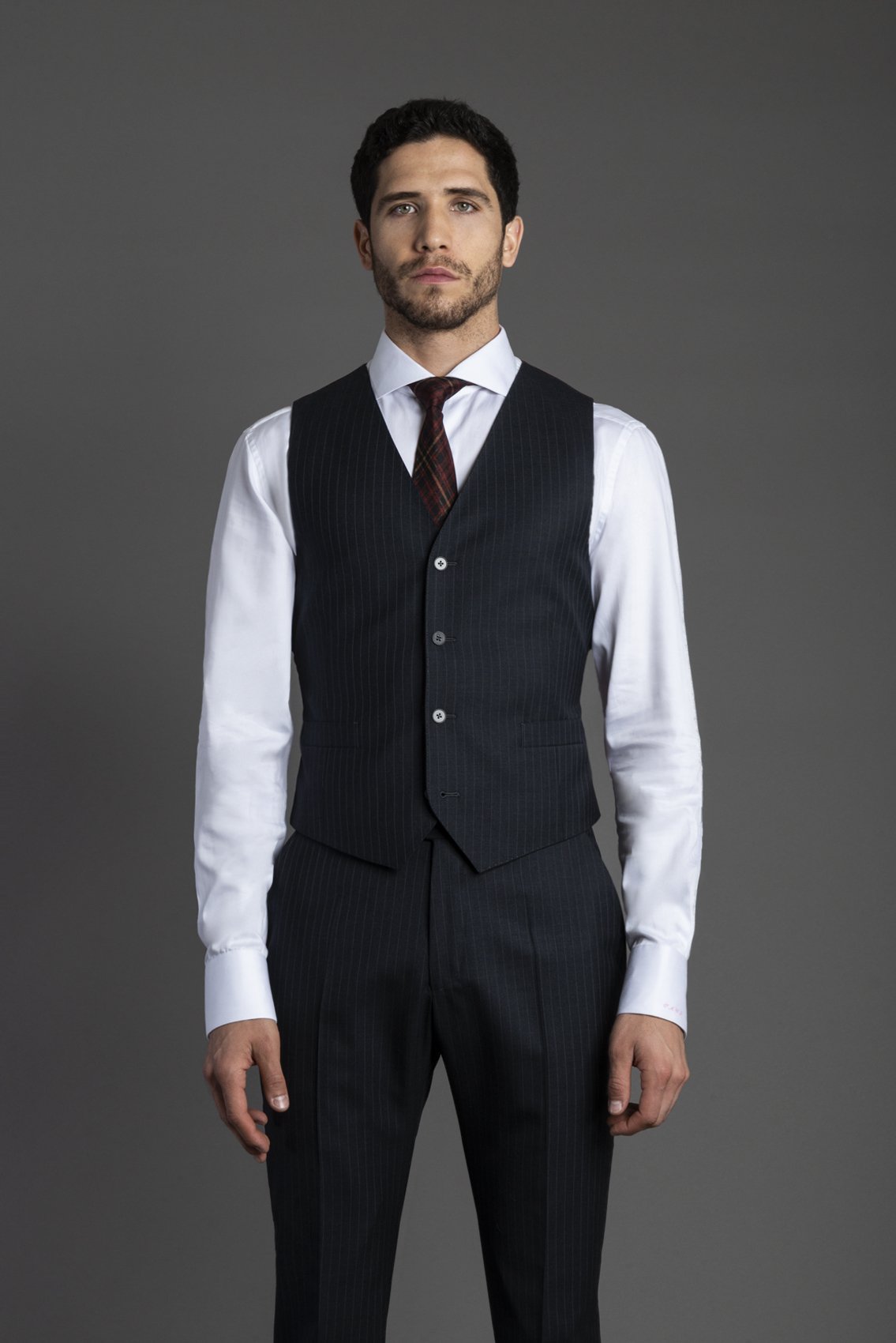Chaleco Gris Obscuro Con Rayas Beige En Pespunte| HAVOC