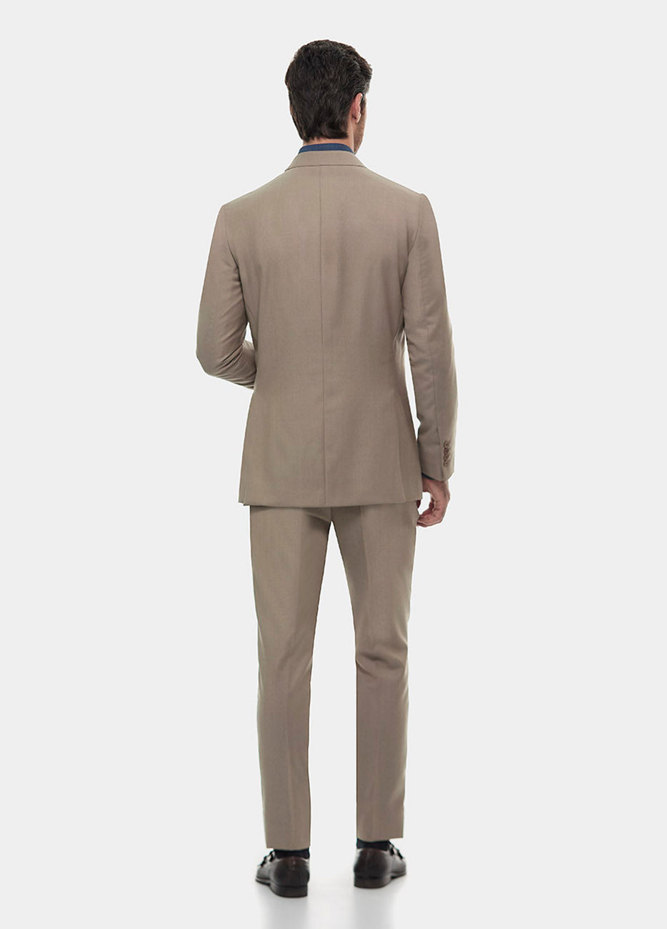 Traje beige para hombre