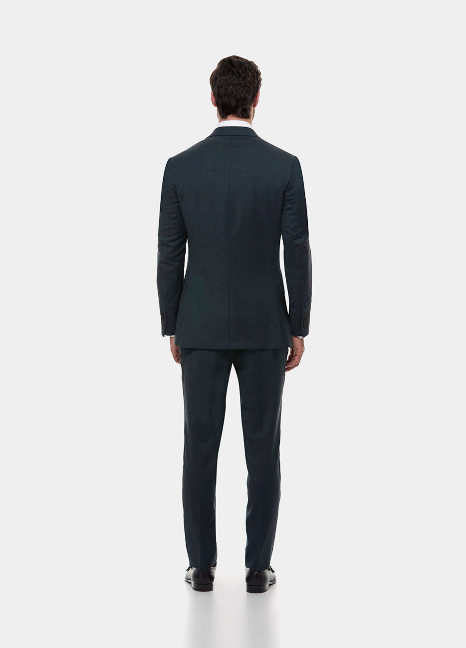 traje completo verde para hombre listo para usar es la elección perfecta para quienes buscan sofisticación con un color en tendencia. Diseñado para un hombre audaz, ofrece un ajuste impecable que destaca en cualquier ocasión formal, combinando estilo moderno y elegancia en la moda masculina.