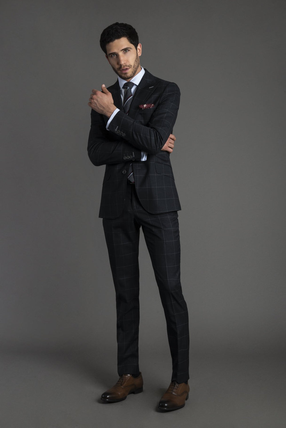 HAVOC Traje Cuadro Ventana Gris Oscuro